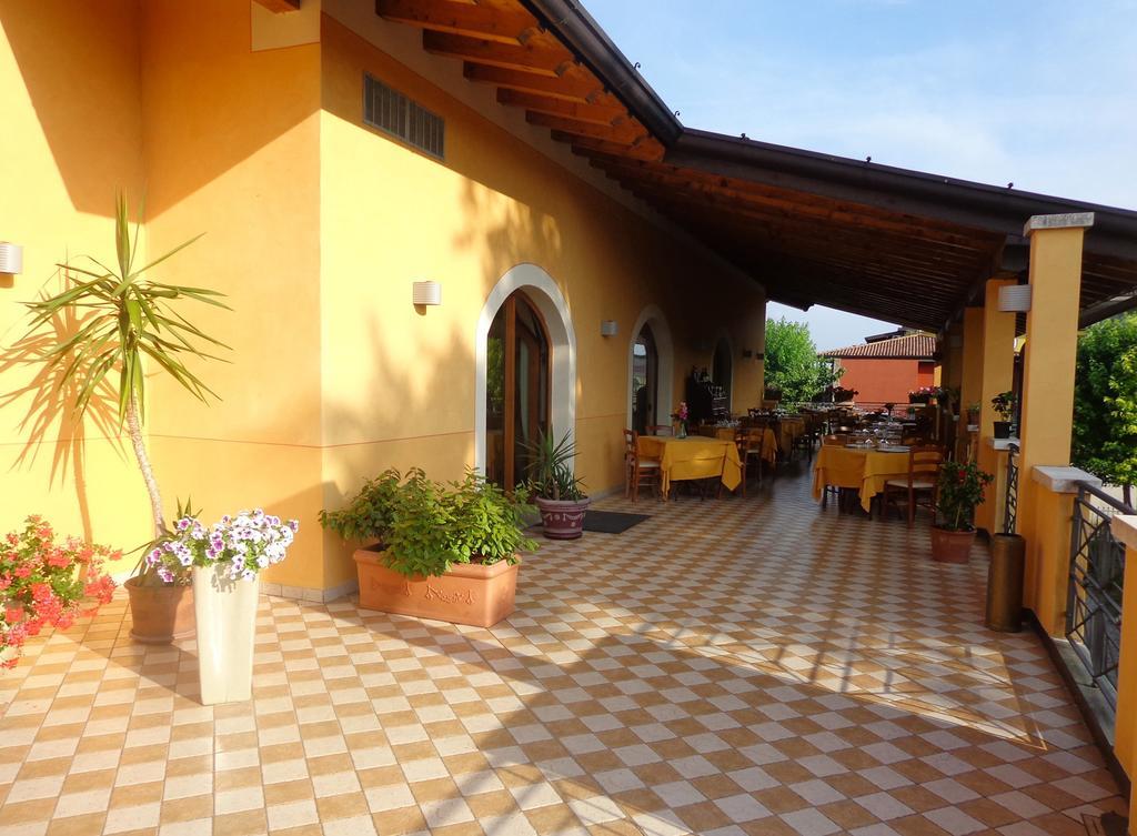 Albergo Le Piante มาแนร์บา เดล การ์ดา ภายนอก รูปภาพ